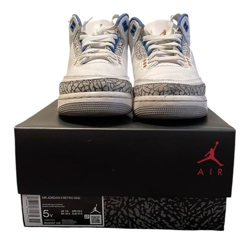Nike Air Jordan Boy's Retro 3‎ (GS) White/Metallic Copper Size 5Y